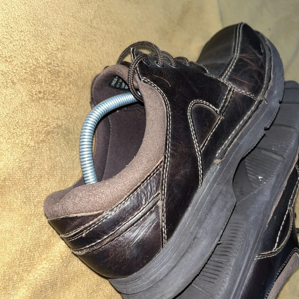 Clarks Men's‎ Size 11 Casual Lace-Up Shoes Leather Brown Work Dress Shoe Office
